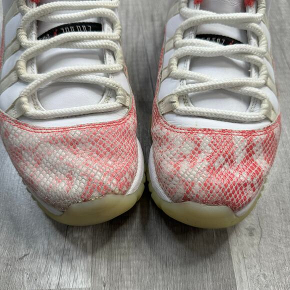 Nike Air Jordan 11 Retro Low Pink Snakeskin Women's Size 8 1/2 AH7860-106 - Picture 5 of 9